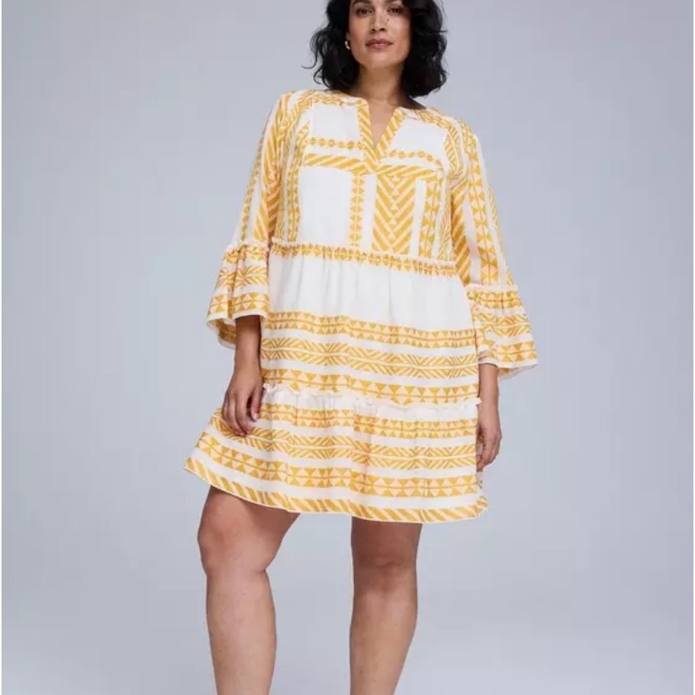 Belle Isle Bell Sleeve Orange and White Mini Dress Size 0 / Large